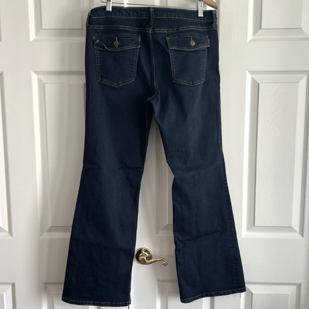 Banana Republic classic Blue Jeans bootcut button back pockets size EUC 14 / 32 - Picture 4 of 11